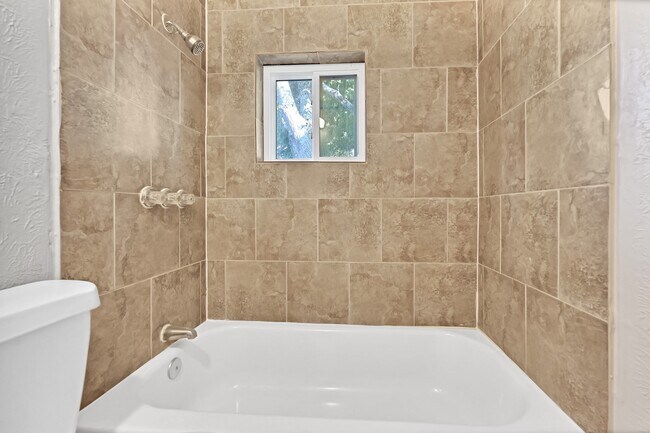 Building Photo - 601 Booker T Washington St