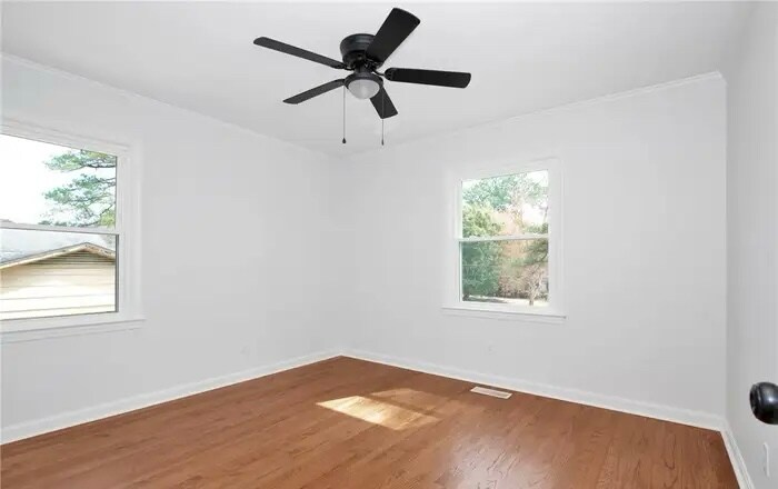 Building Photo - 2710 Fordham Dr