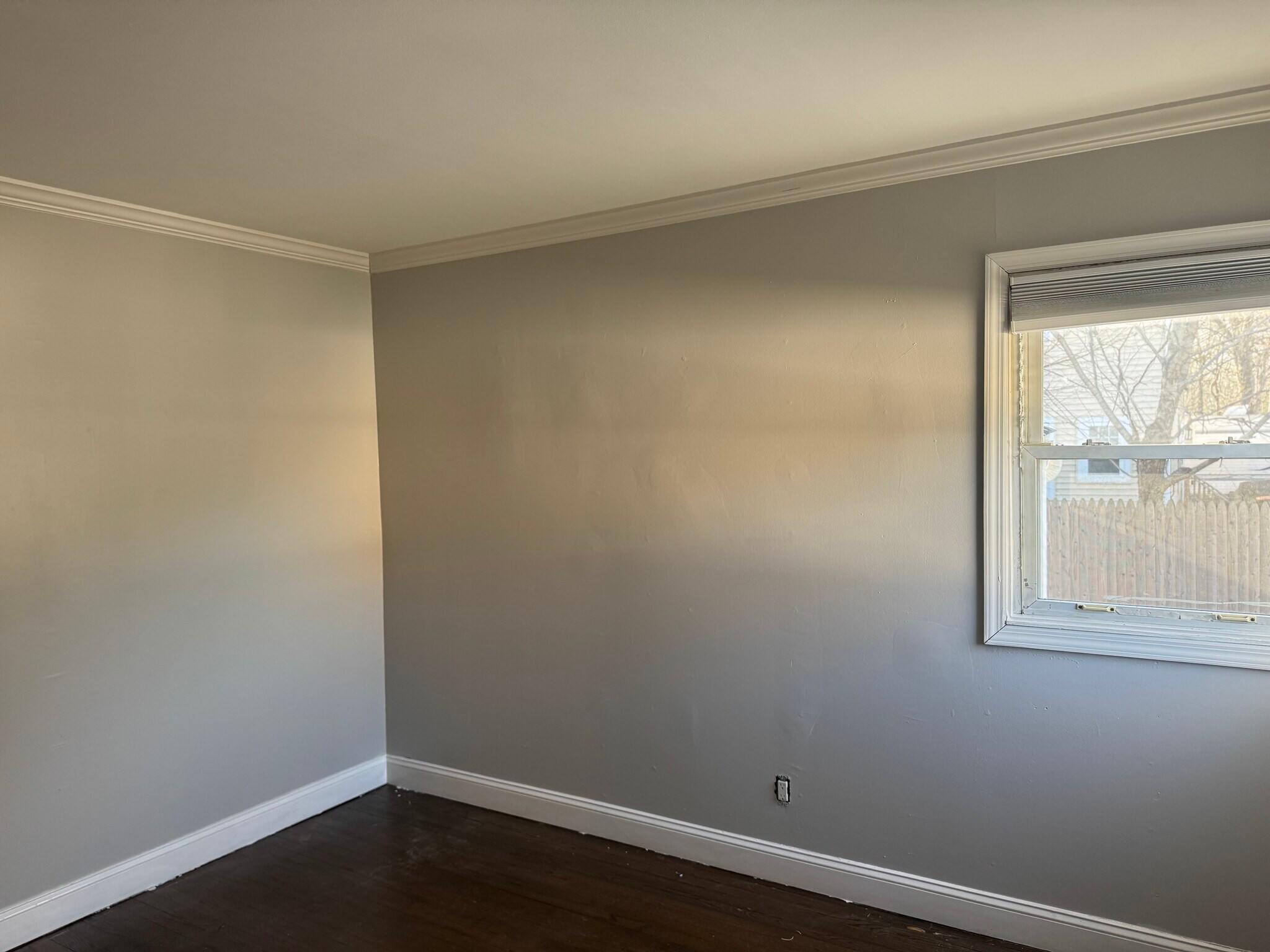 Building Photo - 1239 August Rd