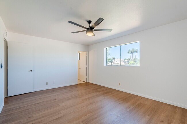 Building Photo - 834 N Constellation Way
