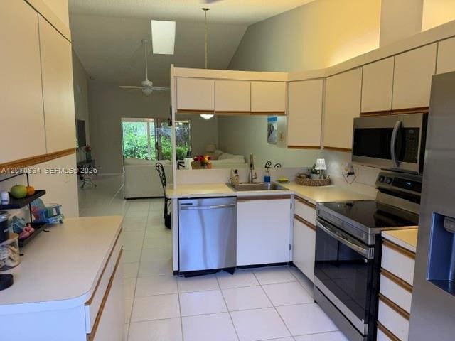 Building Photo - 8187 SE Fox Hill Pl