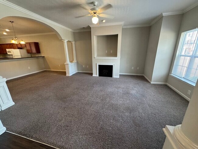 Building Photo - Amazing Deal! Great Location! 3 Bedroom 2.5 Bath Town Home! Playground in community!