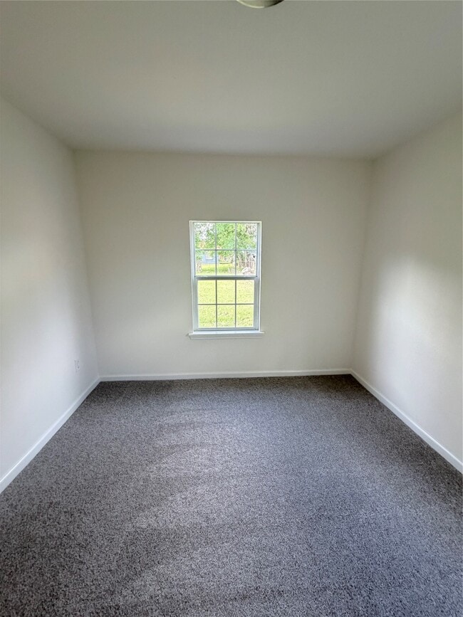 Building Photo - 8837 Oak Knoll Ln