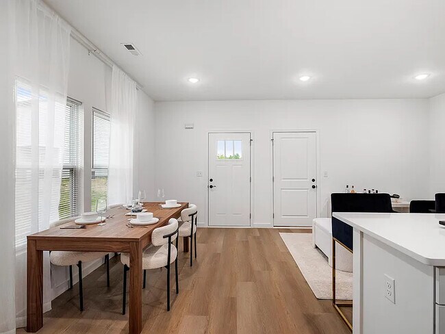 Building Photo - 126 Parris Bridge Rd