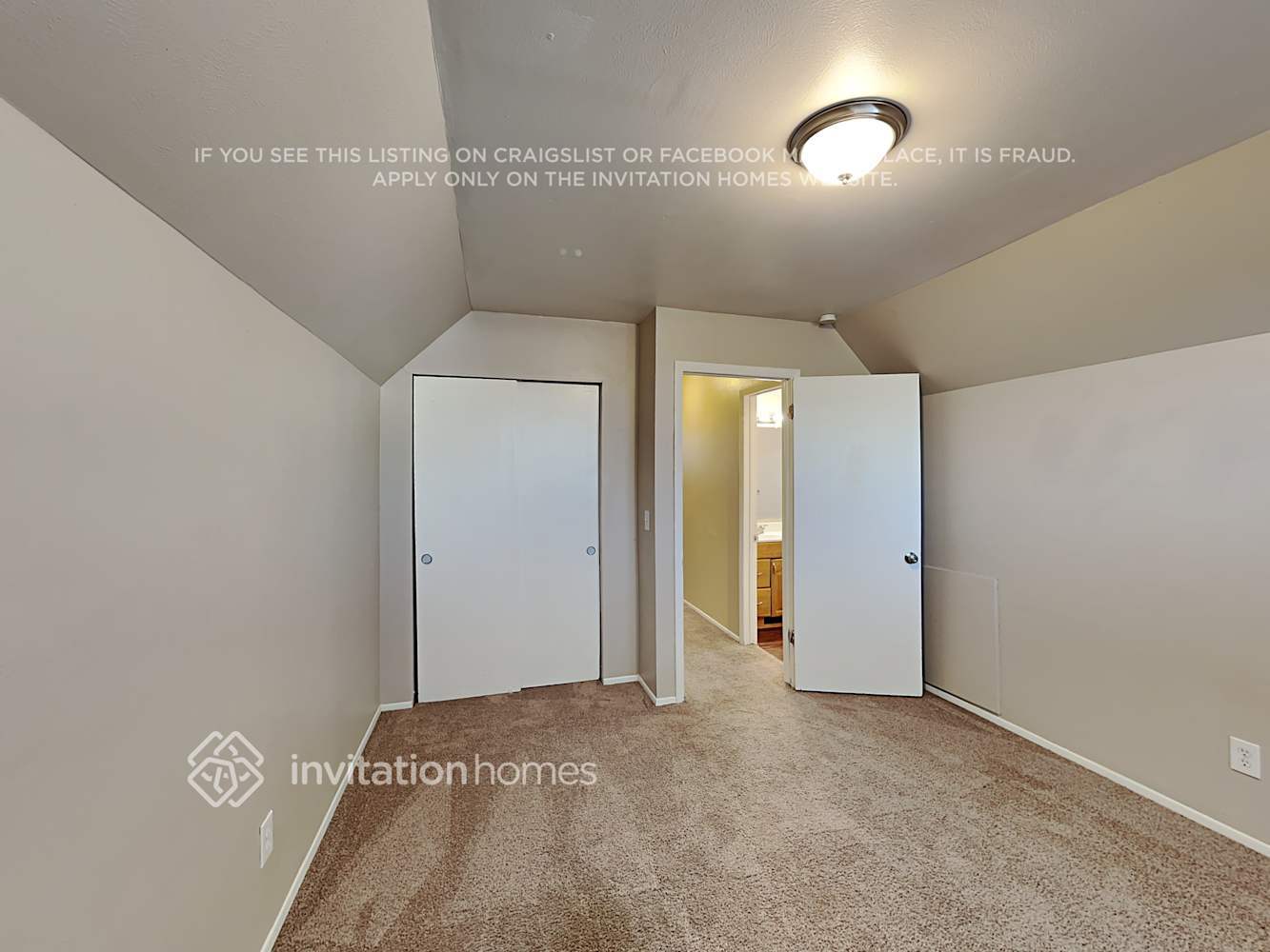 Building Photo - 14995 E Stanford Dr