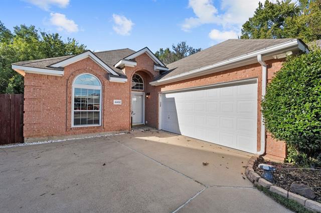 Building Photo - 4402 Spring Garden Dr