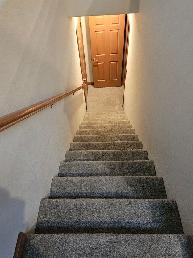 Building Photo - Spacious Beautiful retreat - IN Buckingham