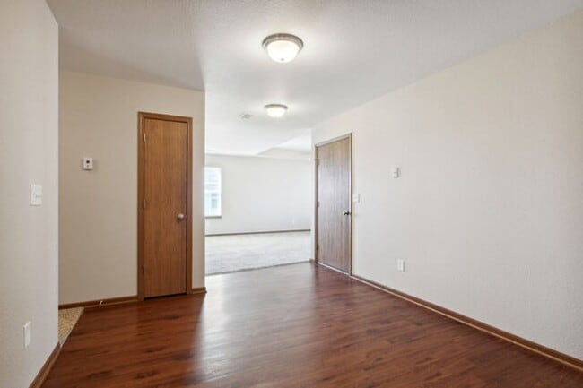 Building Photo - 3 bd 2 bath - Grain Valley