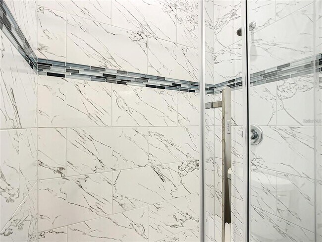 Building Photo - 406 Marion Oaks Trail