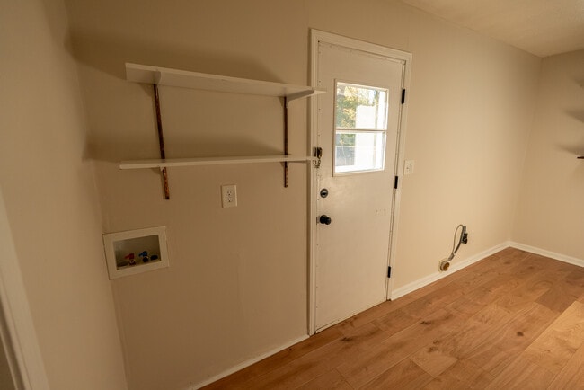 Laundry Room - 4698 Garrett Dr SW