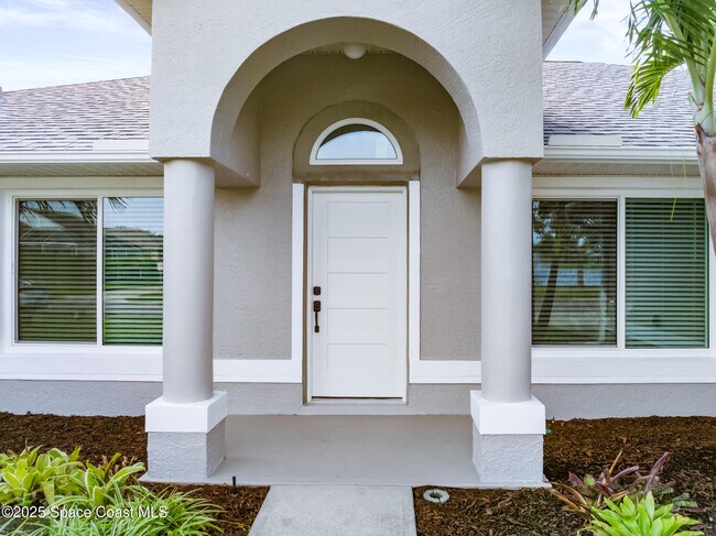 Building Photo - 1017 Homewood Ave