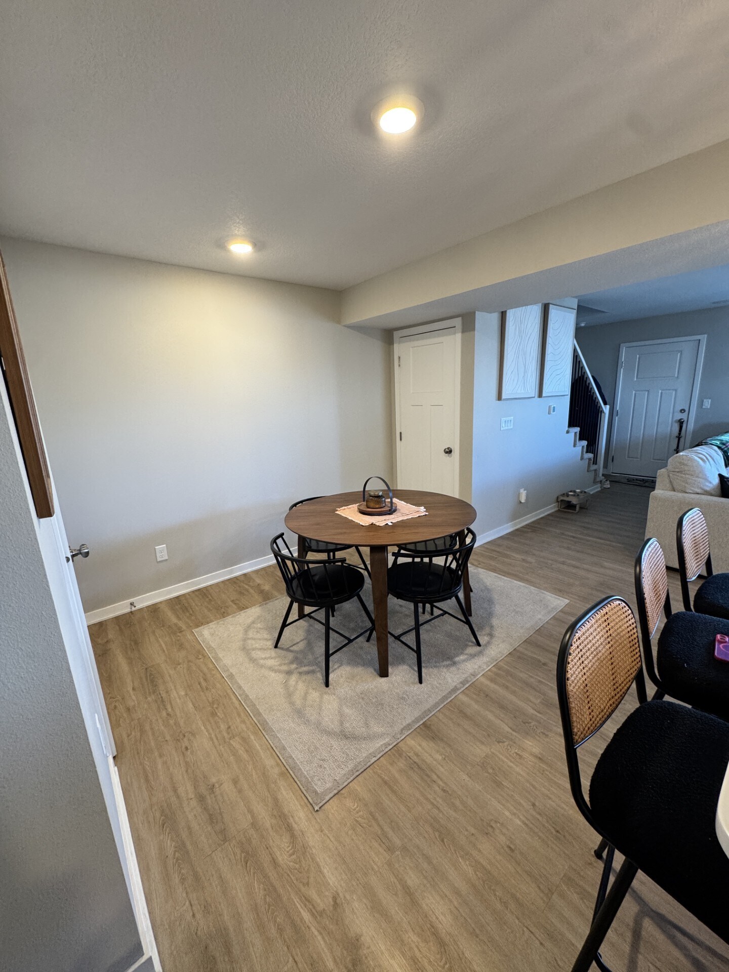 Building Photo - 2622 SE Osier Ave