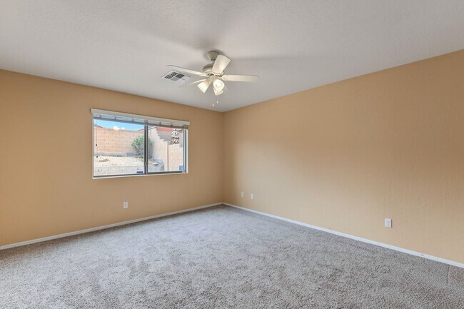 Building Photo - 25840 W Winslow Ave
