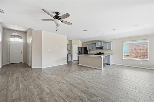 Building Photo - 405 Houndstooth Dr