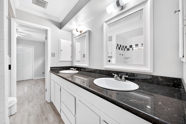 Building Photo - 1418 Vermont St