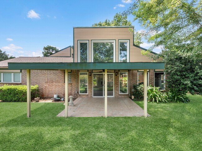 Building Photo - 9006 Donys Dr