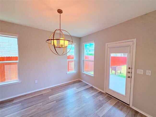 Building Photo - 301 Espresso Dr
