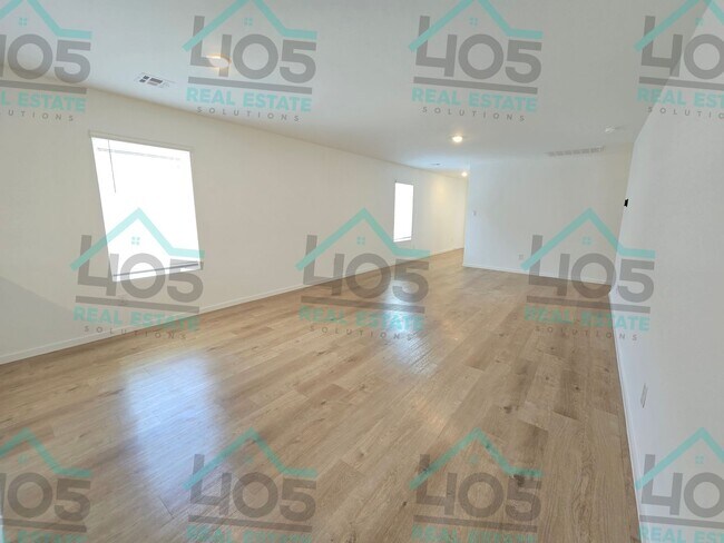 Building Photo - 20412 Deer Creek Dr