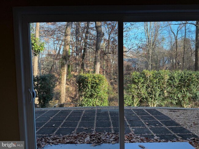 Building Photo - 5206 Easton Dr