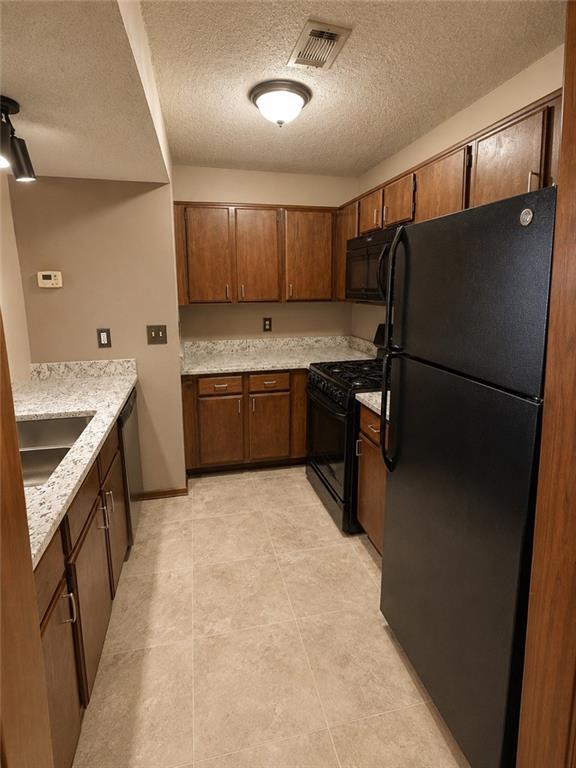 Building Photo - 5065 Sand Wedge Cir