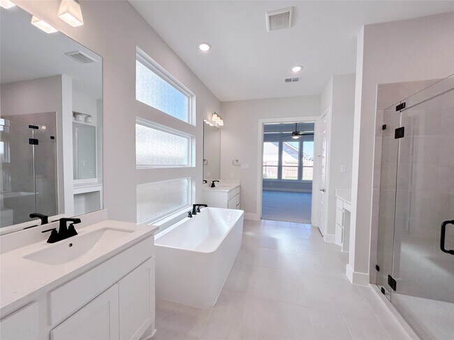 Building Photo - 29854 Longleaf Grv Ln