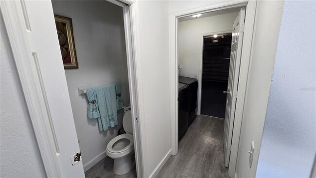 Building Photo - 1851 Wimbledon St