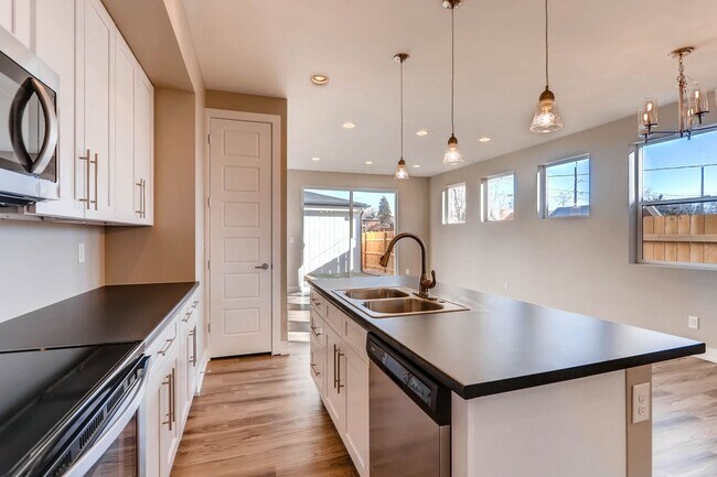 Building Photo - New Construction 3 Bedroom Home with 2 car...