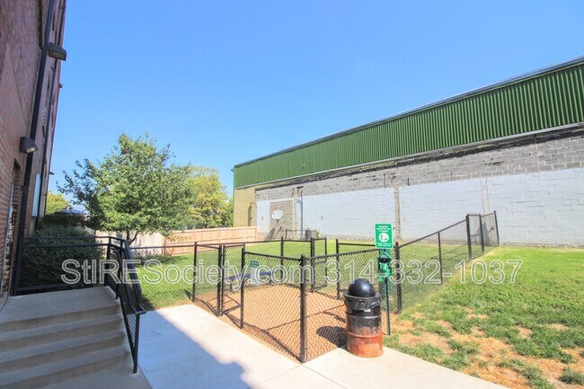 Building Photo - 8125 Michigan Ave