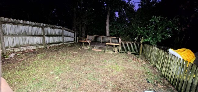 Building Photo - 730 3rd St NE