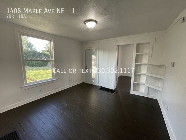 Building Photo - Two bedroom One bathroom first level apart...