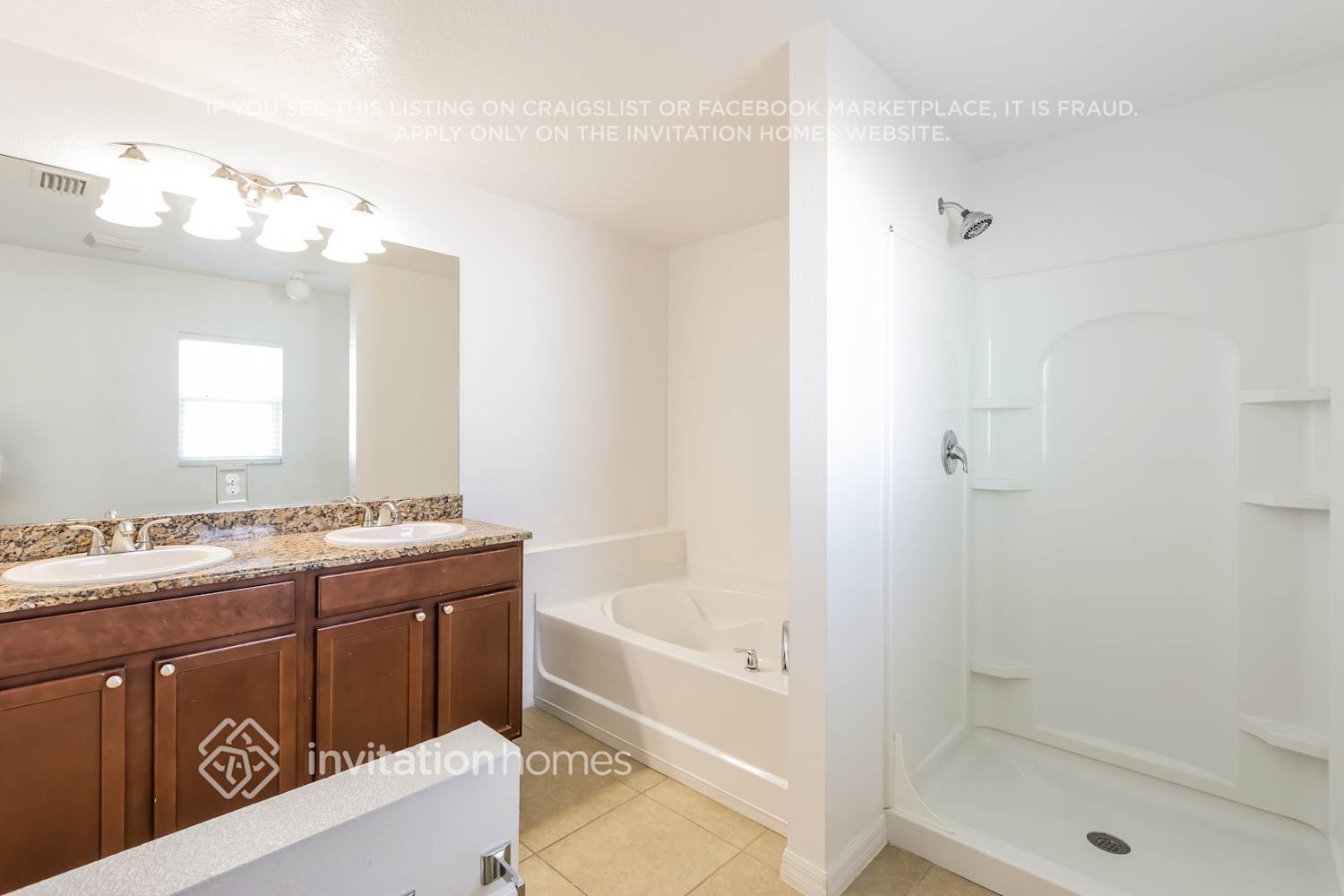 Building Photo - 1290 Corbett Ln