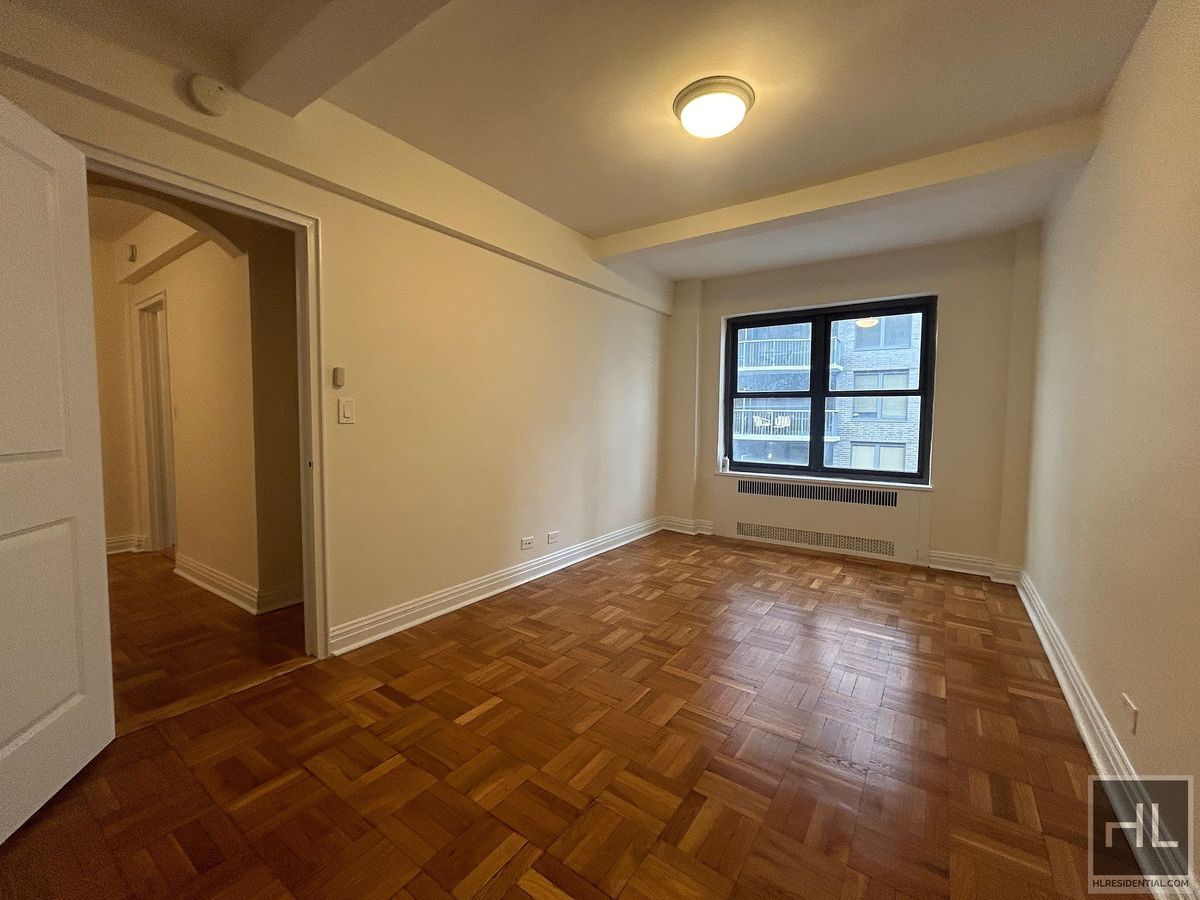 Building Photo - EAST 56 STREET