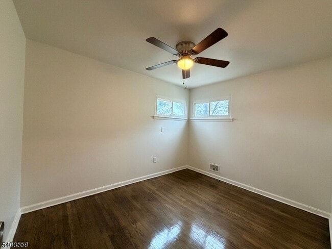 Building Photo - 260 Everett Rd