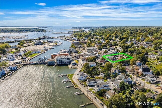 Building Photo - 3 Pearl St