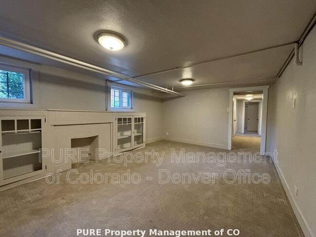 Building Photo - 1461 N Raleigh St