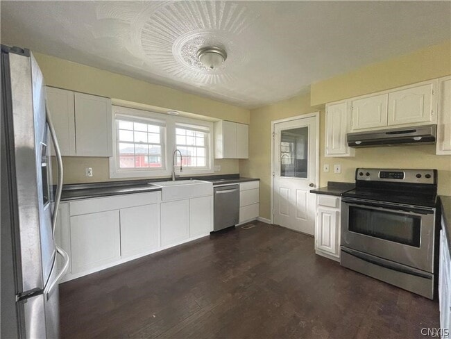 Building Photo - 8612 Peck St