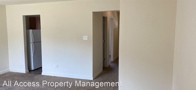 Building Photo - 3 br, 1.5 bath House - 156 Delmar Lane Unit A