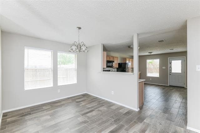 Building Photo - 6051 Guilia Dr