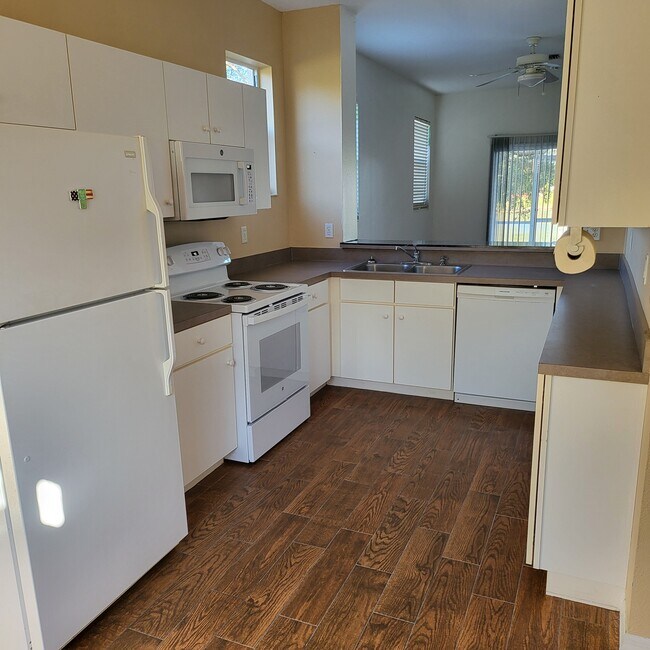 Building Photo - 18533 Pebble Lake Ct