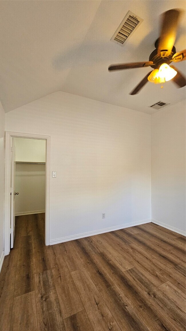 Building Photo - 5407 Moon Indigo Ln