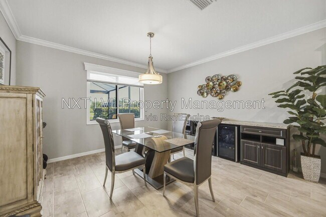 Building Photo - 11910 Bay Oak Dr