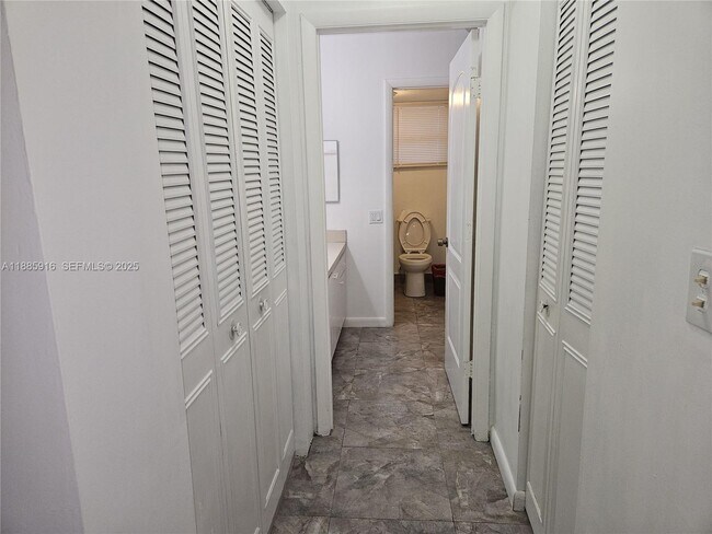 Building Photo - 7610 Stirling Rd