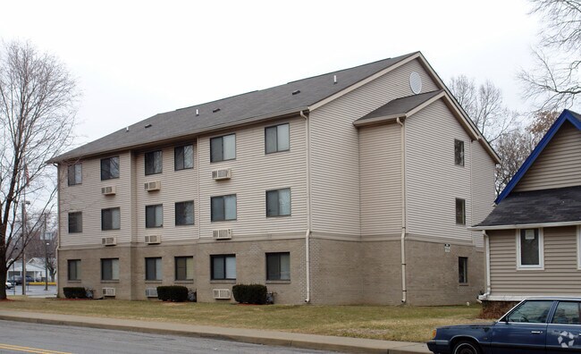 Building Photo - Mount Paran Square Apartments