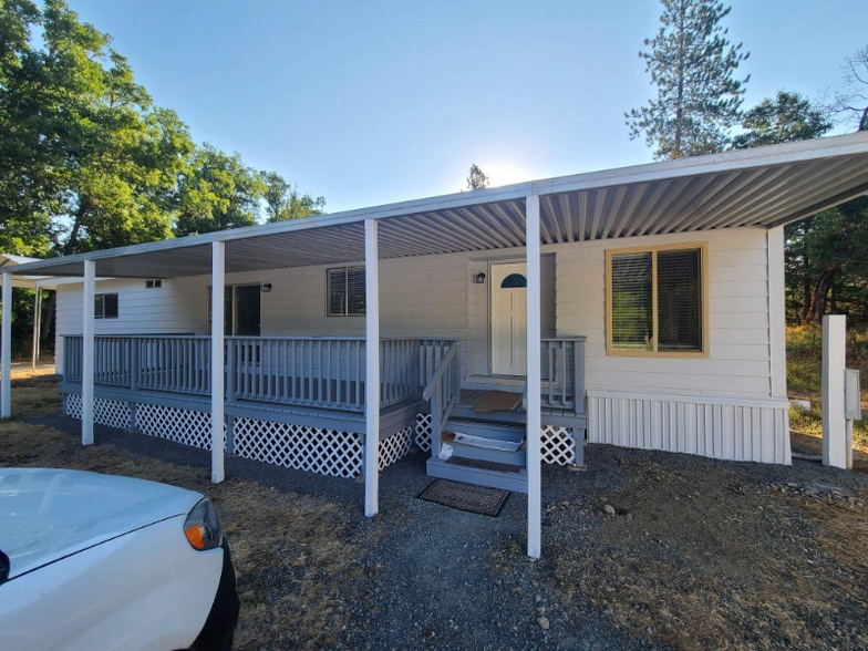 Building Photo - 105 Hummingbird Rd