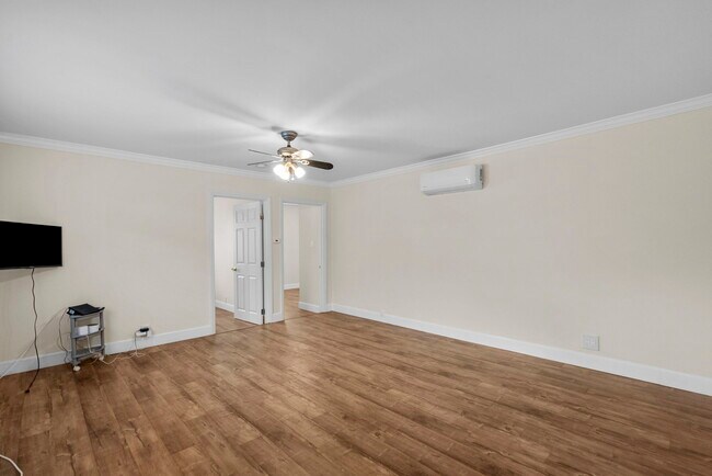 Building Photo - 18621 Bryant St