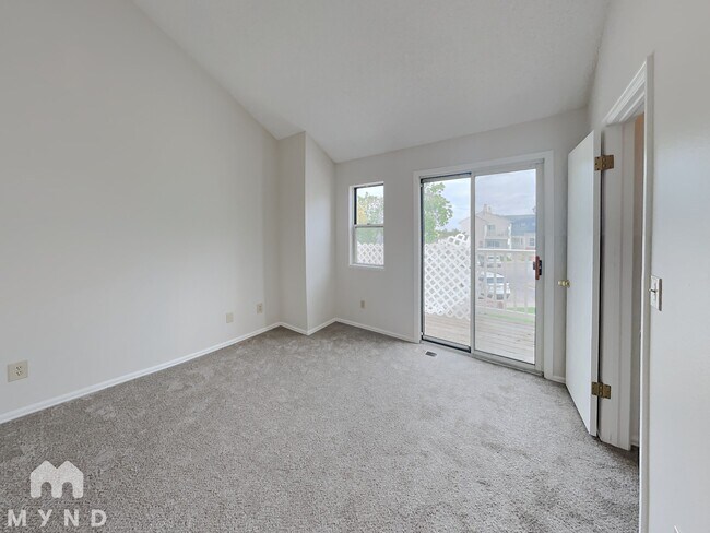 Building Photo - 17224 E Ford Dr