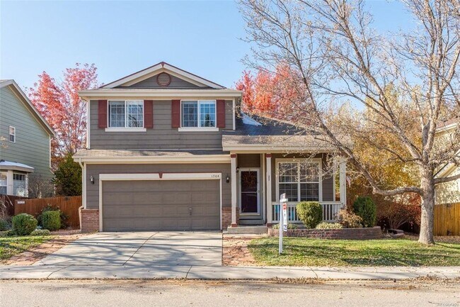 Building Photo - AMAZING 4 Bed 4 Bath Single Family Home in...