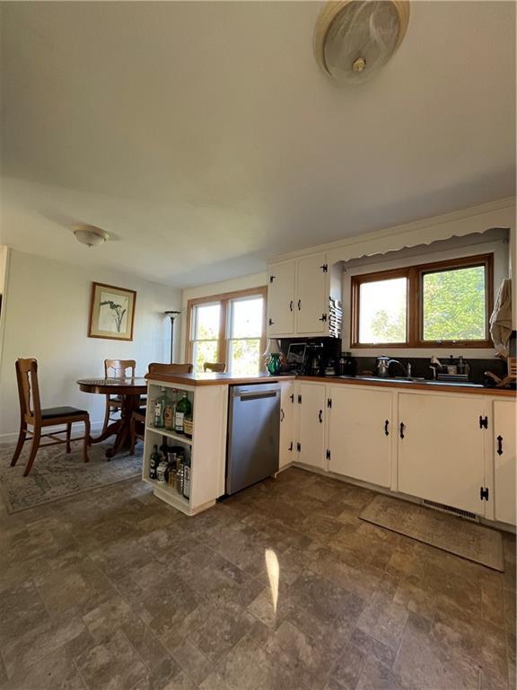 Building Photo - 43 Warren Ave