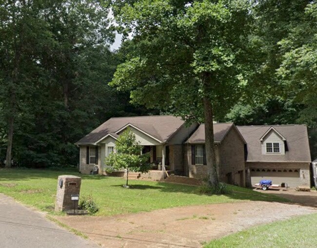 Building Photo - 1024 Steven Springs Ct