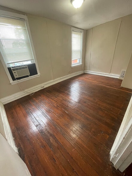 Bedroom 3 - 4224 Powelton Ave